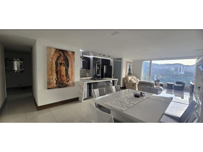 Apartaestudio en venta en Aves Maria, Sabaneta, 140 m² · foto 8 de 24