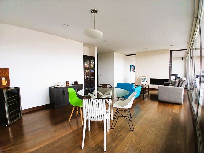 Apartamento de 4 alcobas en venta en Los Rosales, Bogotá, 158 m² · foto 4 de 20