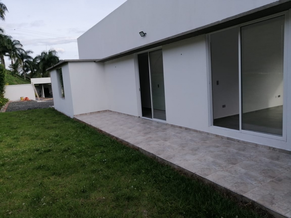 Casa en venta en Combia, Pereira · foto 2 de 11