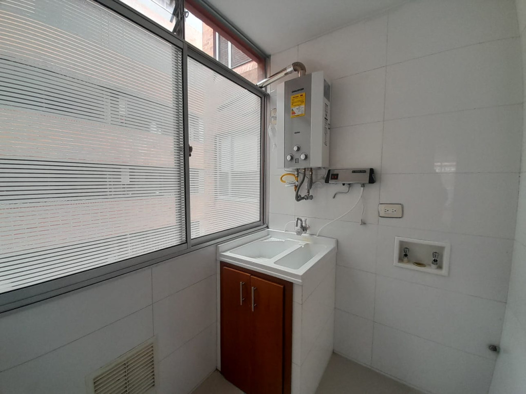 Apartamento en venta en Santa Barbara, Bogotá · foto 7 de 24
