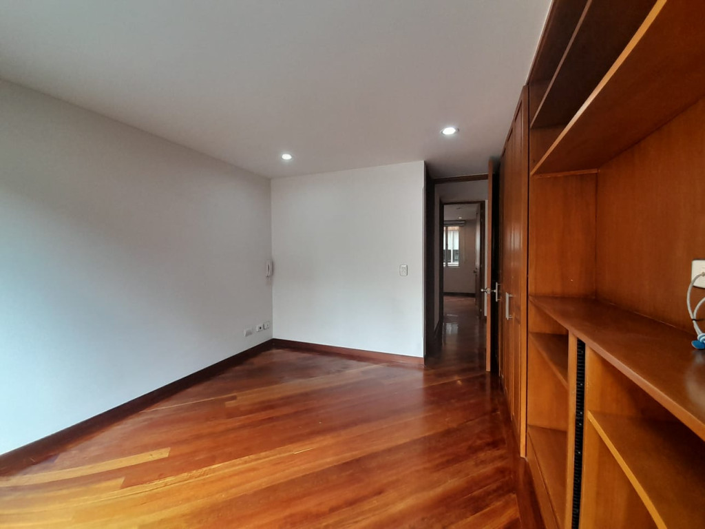 Apartamento en venta en Santa Barbara, Bogotá · foto 13 de 24