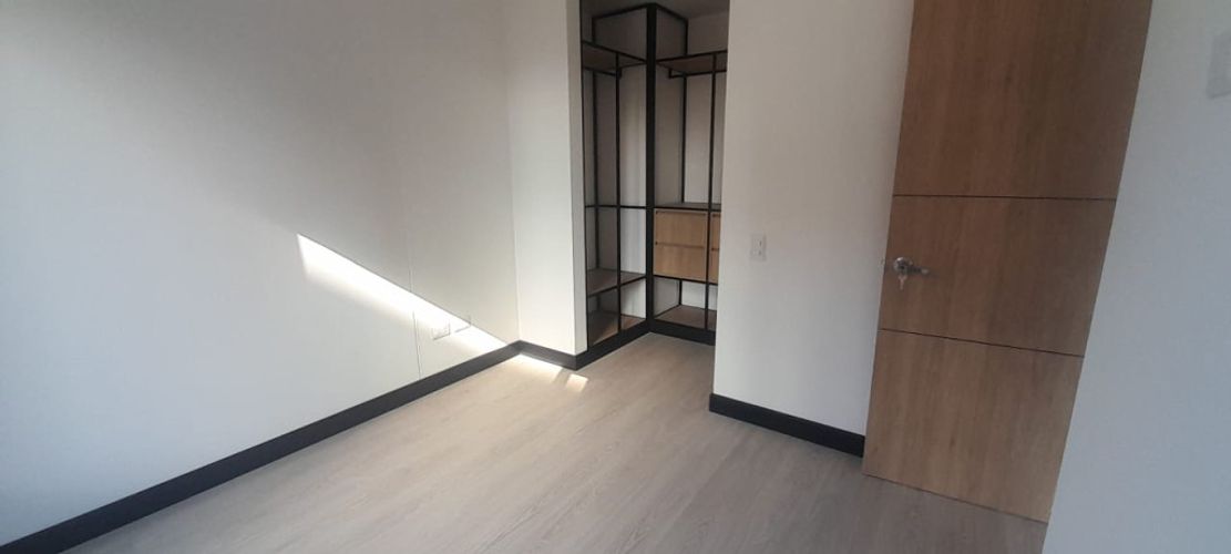 Apartaestudio en venta en Santa Barbara Alta, Bogotá, 37 m² · foto 15 de 24