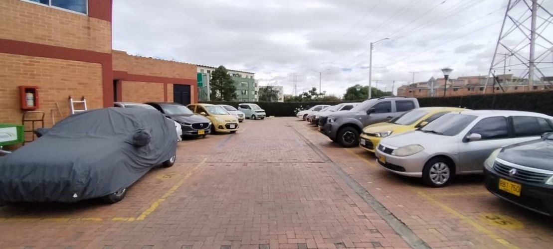 Apartamento de 3 alcobas en venta en Boita Et. I, Bogotá, 52 m² · foto 3 de 24
