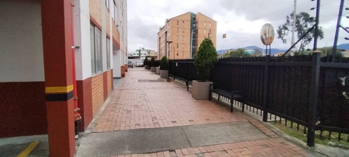Apartamento de 3 alcobas en venta en Boita Et. I, Bogotá, 52 m² · foto 9 de 24