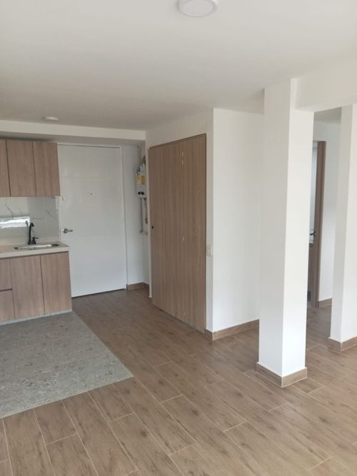 Apartamento de 2 alcobas en venta en San Andresito, Bogotá, 46 m² · foto 9 de 14