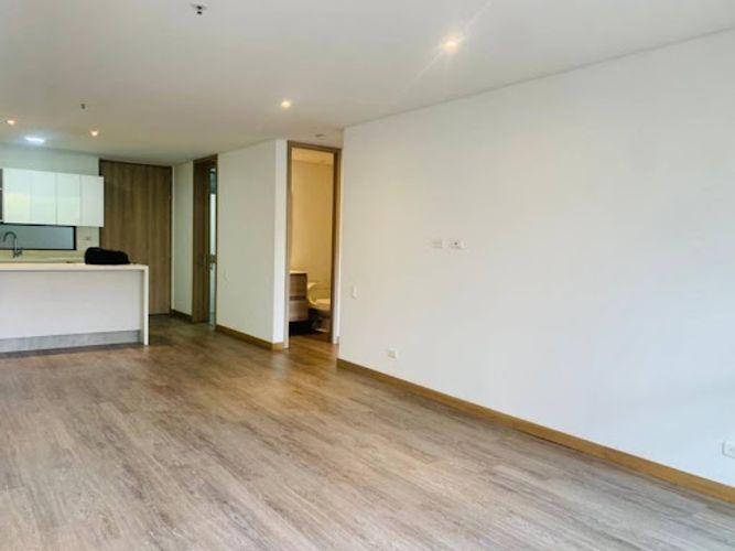 Apartamento de 1 alcoba en arriendo en Los Balsos, Medellín, 97 m² · foto 2 de 14