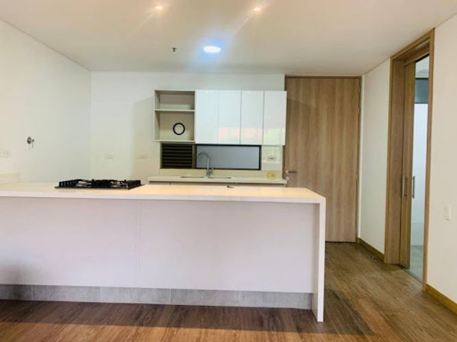 Apartamento de 1 alcoba en arriendo en Los Balsos, Medellín, 97 m² · foto 5 de 14
