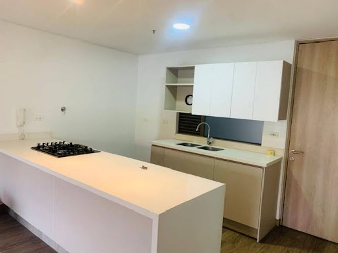 Apartamento de 1 alcoba en arriendo en Los Balsos, Medellín, 97 m² · foto 6 de 14