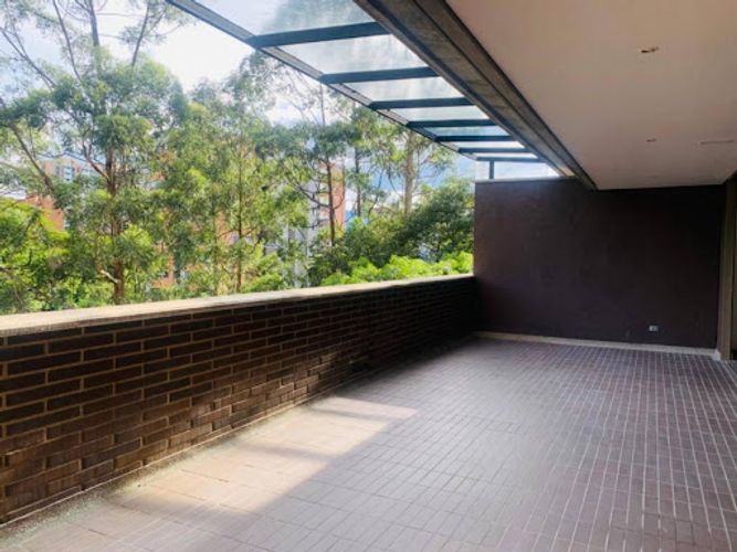 Apartamento de 1 alcoba en arriendo en Los Balsos, Medellín, 97 m² · foto 7 de 14