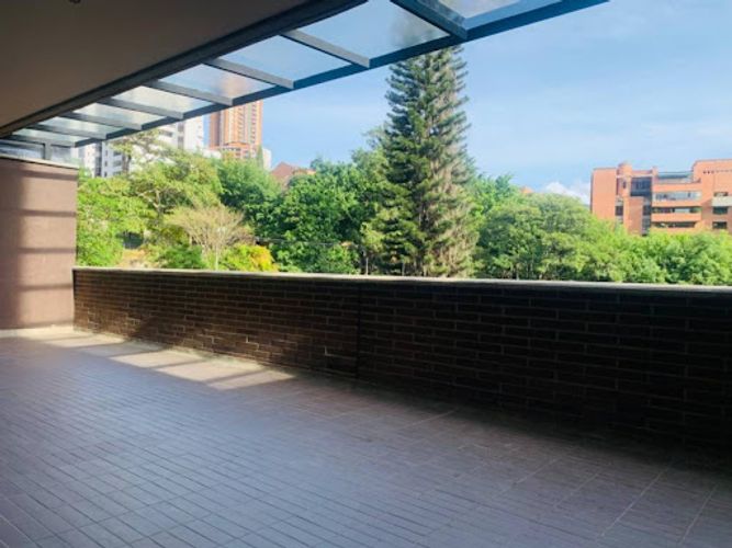 Apartamento de 1 alcoba en arriendo en Los Balsos, Medellín, 97 m² · foto 10 de 14