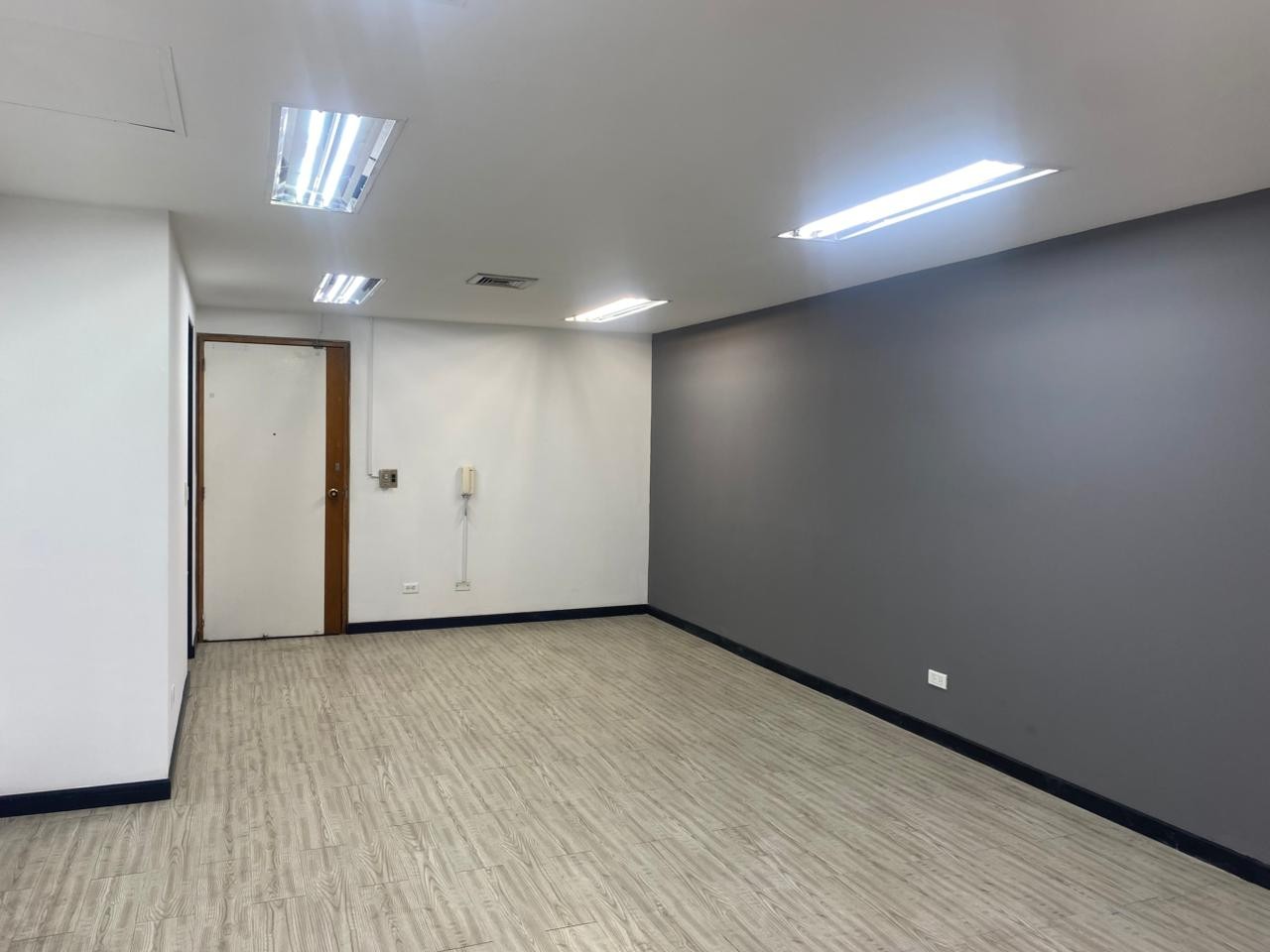 Oficina en venta en El Poblado, Medellín 4