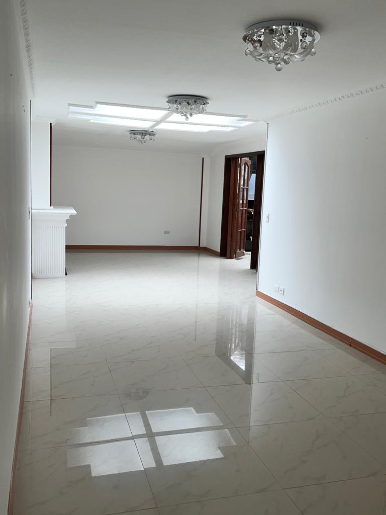 Apartamento en venta en El Contador, Bogotá · foto 3 de 24