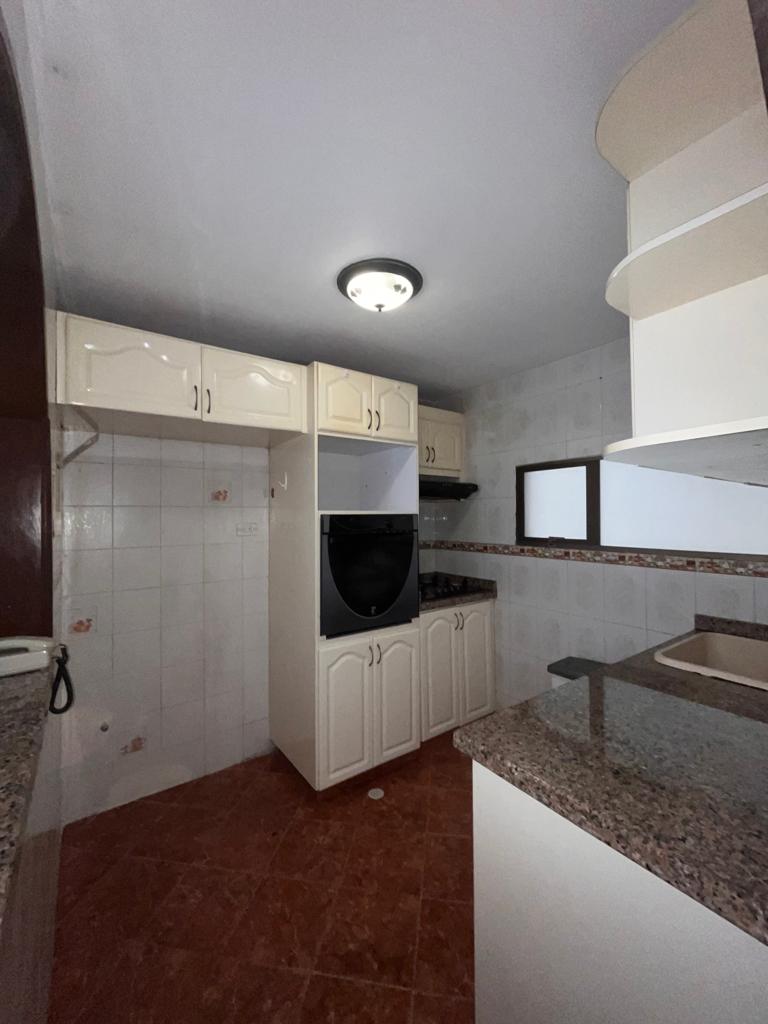 Apartamento en venta en El Contador, Bogotá · foto 8 de 24