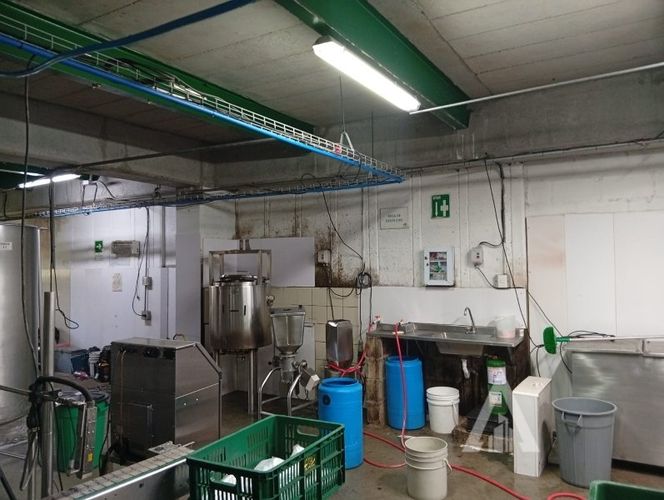 Bodega en arriendo en Colasania, Medellín, 1200 m² · foto 11 de 23