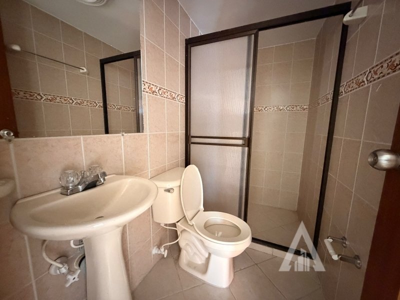Apartamento en arriendo en Las Vegas, Envigado · foto 5 de 10