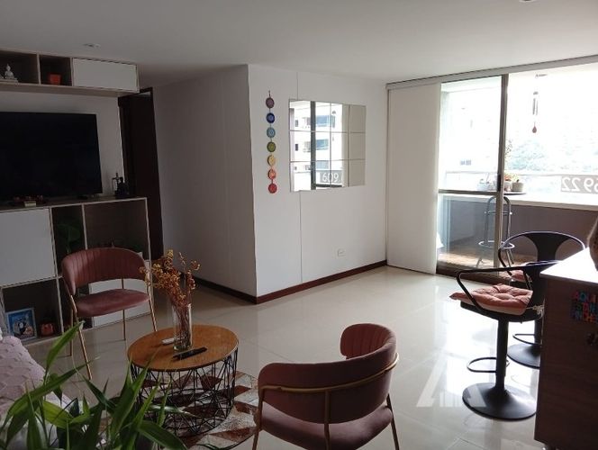 Apartamento de 2 alcobas en arriendo en Loma Del Esmeraldal, Envigado, 65 m² · foto 4 de 19