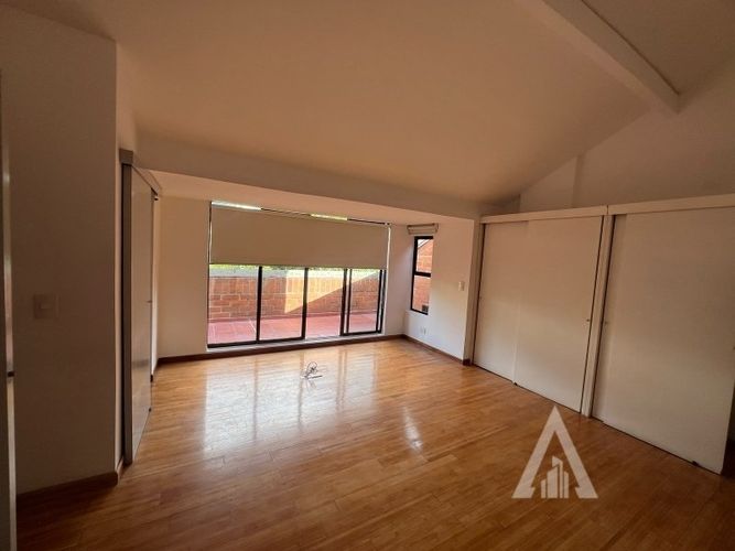 Apartamento de 2 alcobas en arriendo en Lalinde, Medellín, 153 m² · foto 7 de 24