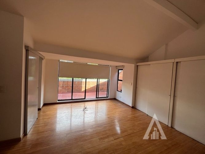 Apartamento de 2 alcobas en arriendo en Lalinde, Medellín, 153 m² · foto 9 de 24