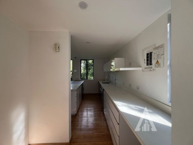 Apartamento de 2 alcobas en arriendo en Lalinde, Medellín, 153 m² · foto 13 de 24