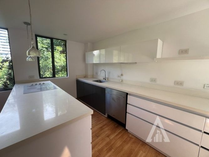 Apartamento de 2 alcobas en arriendo en Lalinde, Medellín, 153 m² · foto 14 de 24