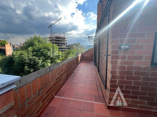 Apartamento de 2 alcobas en arriendo en Lalinde, Medellín, 153 m² · foto 24 de 24