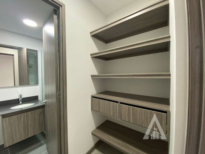 Apartamento de 3 alcobas en arriendo en Granizal, Medellín, 77 m² · foto 8 de 15