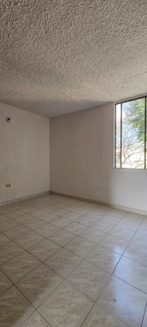 Apartamento en venta en Ciudad Los Alamos, Cali · foto 9 de 11