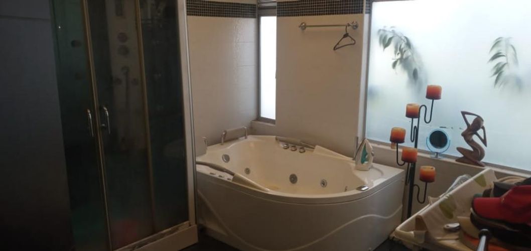 Casa de 5 alcobas en venta en Capri, Bogotá, 240 m² · foto 4 de 12