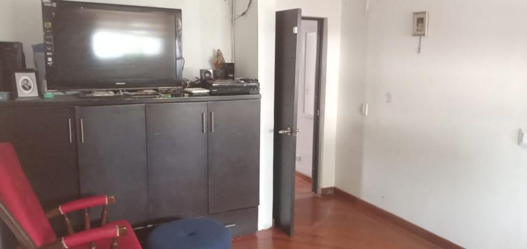 Casa de 5 alcobas en venta en Capri, Bogotá, 240 m² · foto 7 de 12