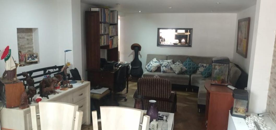 Casa de 5 alcobas en venta en Capri, Bogotá, 240 m² · foto 11 de 12