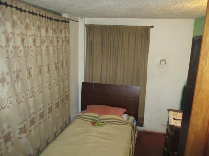 Casa de 7 alcobas en venta en Las Flores, Bogotá, 380 m² · foto 3 de 24
