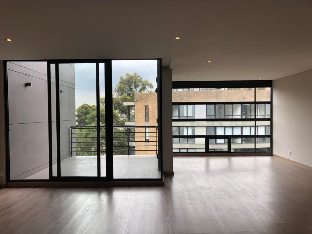 Apartamento en venta en Los Rosales, Bogotá · foto 4 de 24