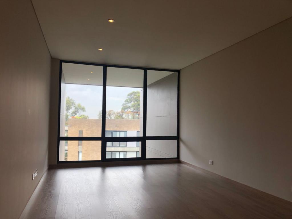 Apartamento en venta en Los Rosales, Bogotá · foto 8 de 24