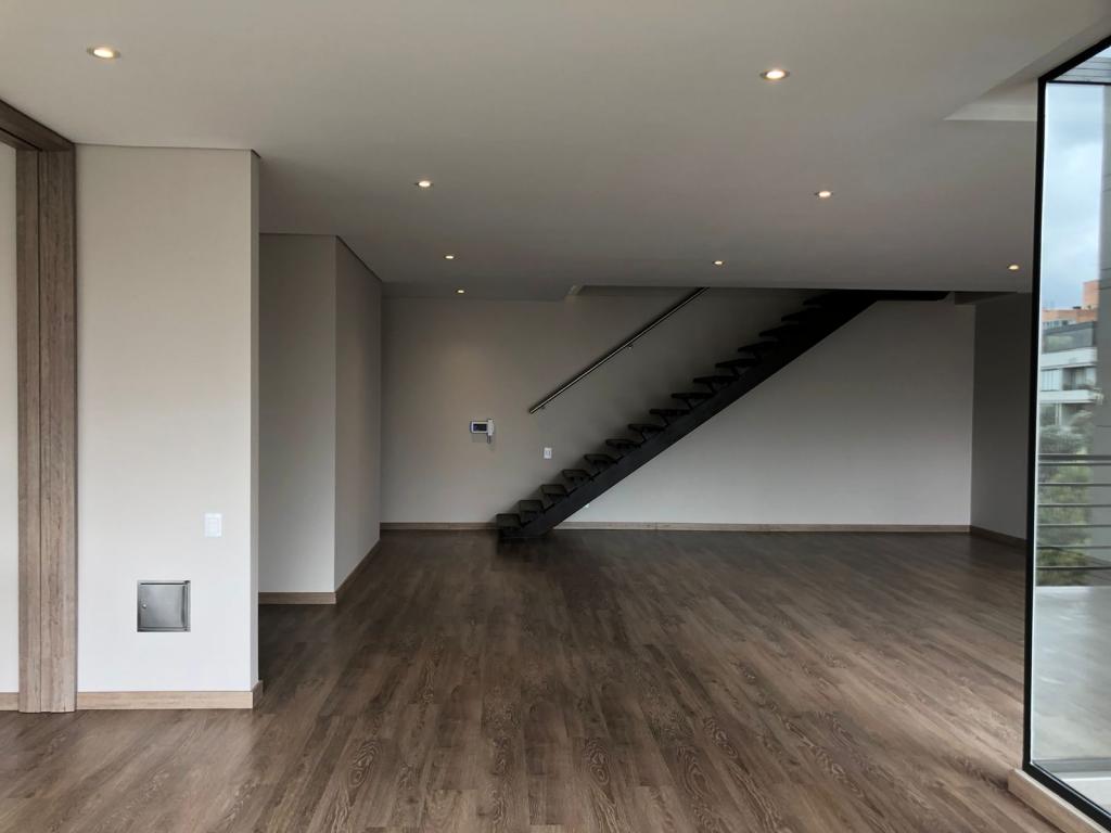 Apartamento en venta en Los Rosales, Bogotá · foto 12 de 24