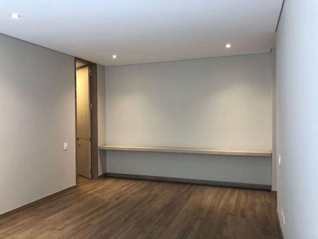 Apartamento en venta en Los Rosales, Bogotá · foto 21 de 24