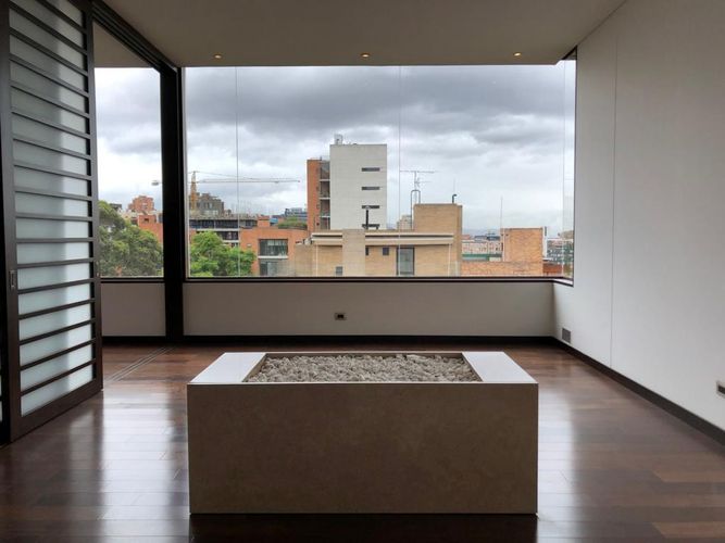 Apartamento de 3 alcobas en venta en La Cabrera, Bogotá, 256 m² · foto 18 de 24