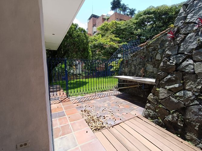 Casa de 4 alcobas en venta en Santa Rita, Cali, 350 m² · foto 11 de 24