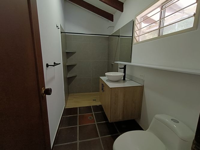 Casa de 4 alcobas en venta en Santa Rita, Cali, 350 m² · foto 24 de 24