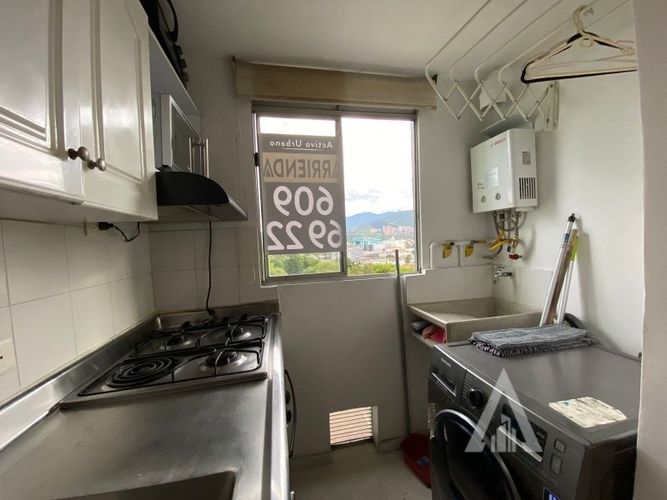 Apartamento de 2 alcobas en arriendo en El Poblado, Medellín, 50 m² · foto 2 de 10
