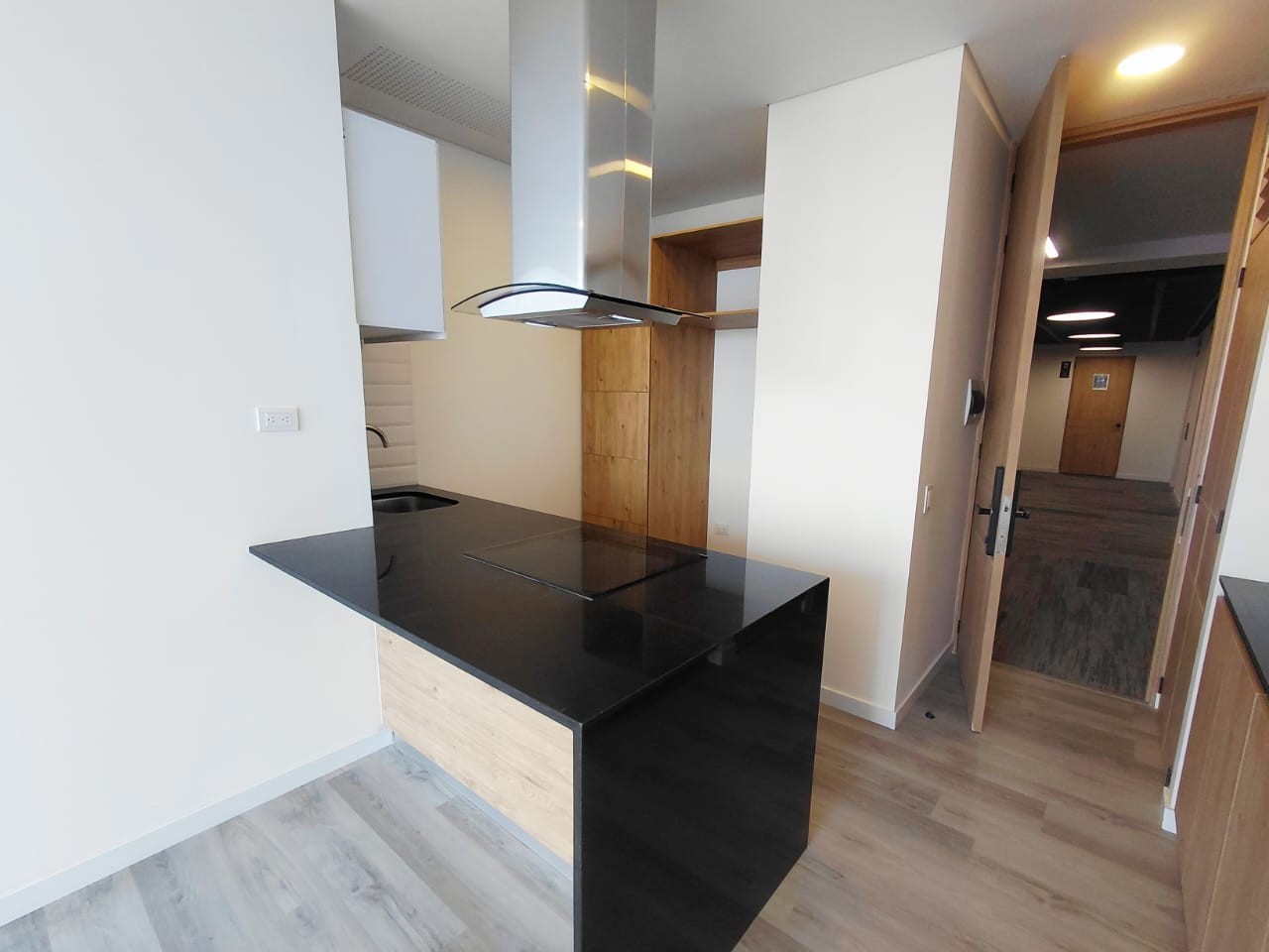 Apartamento en venta en Samper Mendoza, Bogotá · foto 3 de 24