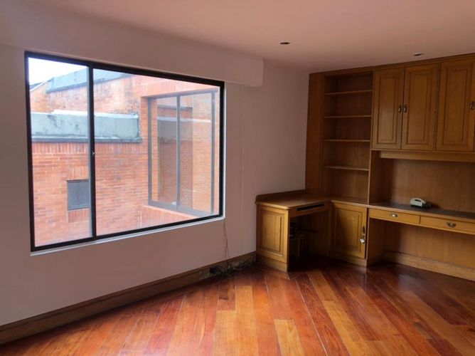 Apartamento de 4 alcobas en venta en Niza Suba, Bogotá, 481 m² · foto 18 de 24