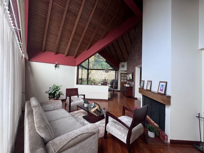 Casa de 3 alcobas en venta en Sotileza, Bogotá, 230 m² · foto 3 de 24