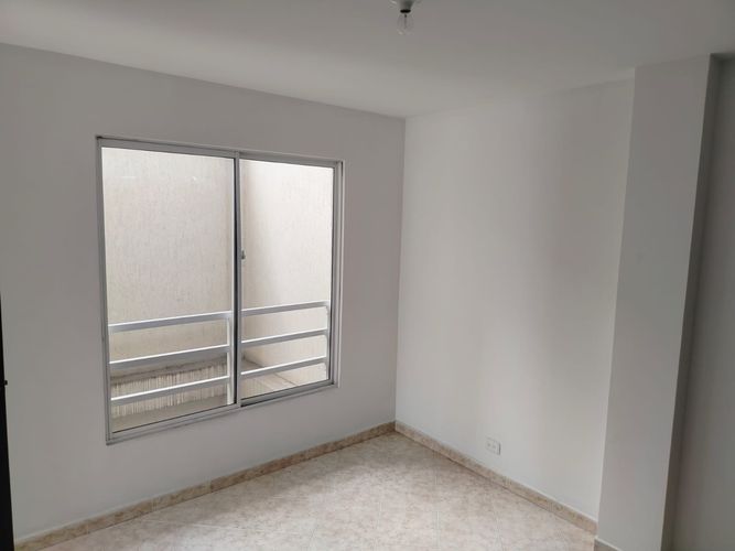 Edificio en venta en El Ingenio, Cali, 1074 m² · foto 8 de 24