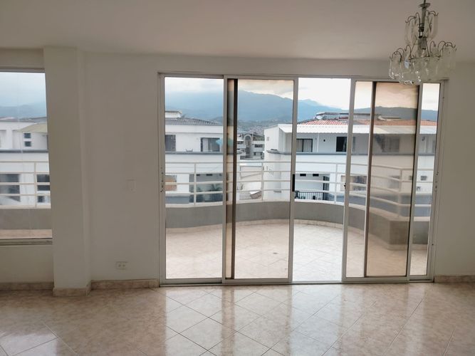 Edificio en venta en El Ingenio, Cali, 1074 m² · foto 10 de 24