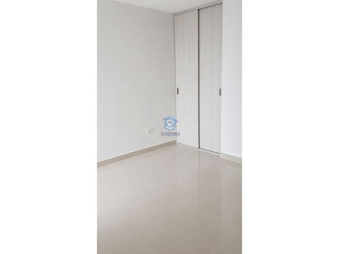 Apartamento de 3 alcobas en venta en La Alhambra, Pereira, 59 m² · foto 7 de 7