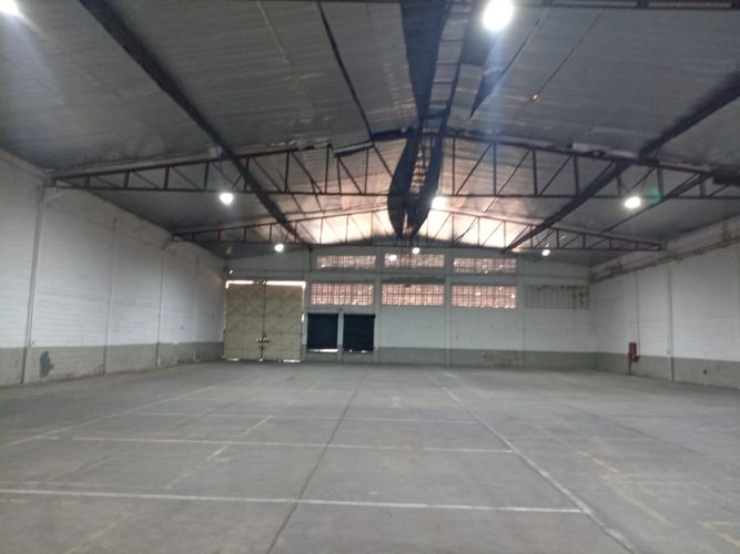 Bodega en arriendo en El Carmen, Barranquilla, 2187 m² · foto 2 de 4