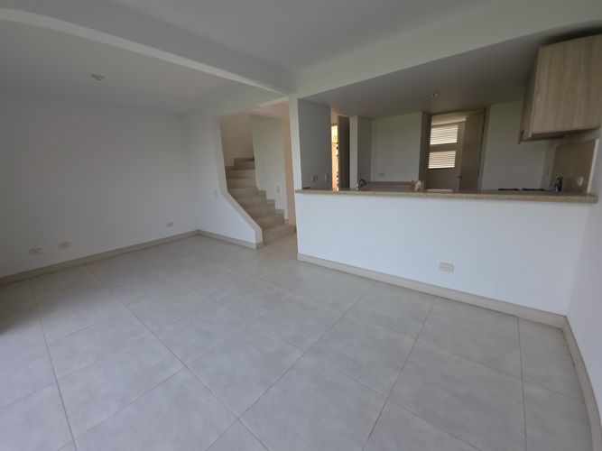 Casa de 3 alcobas en venta en Ciudad Pangola, Jamundí, 98 m² · foto 7 de 23