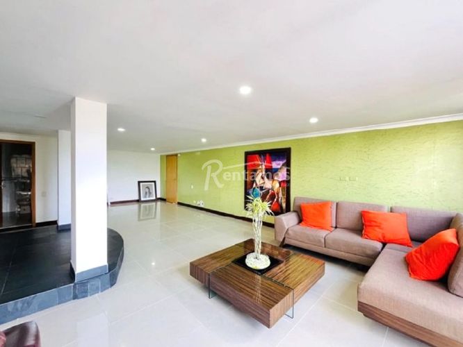Apartamento de 5 alcobas en venta en El Campestre, Medellín, 314 m² · foto 3 de 24