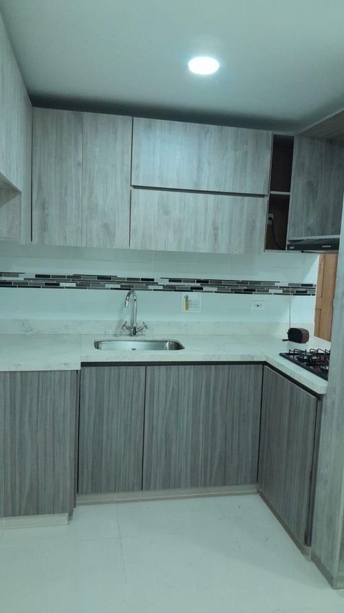 Apartamento de 3 alcobas en venta en La Ceja, 70 m² · foto 2 de 8