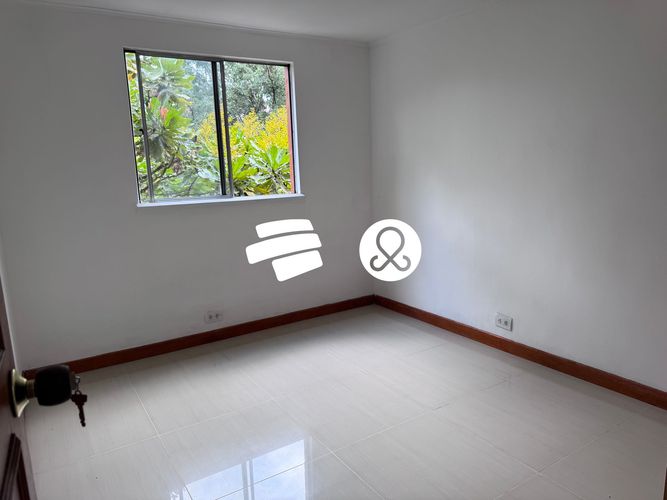Apartamento de 3 alcobas en venta en El Tesoro, Medellín, 87 m² · foto 5 de 19